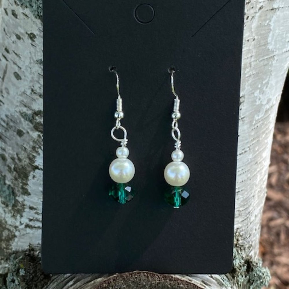 Womens drop green crystal pearl earrings